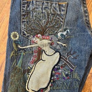 NWT TRUE RELIGION JEANS